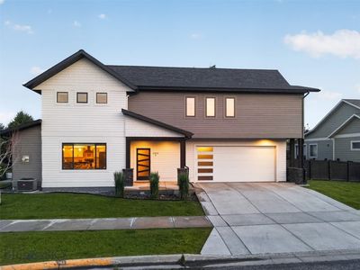 1015 Golden Gate #A