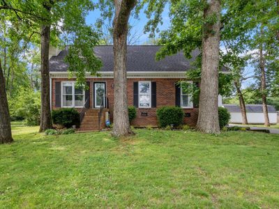100 Windward Dr