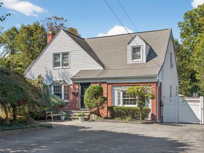 3 Hillside Avenue