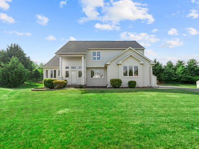 936 Longwood Ct