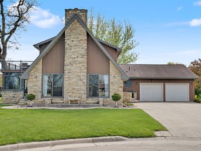 Property at 1318 4th St SW, Dyersville, IA