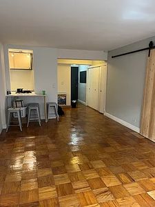153 E 57th St APT 6L