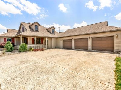 103 South Dr