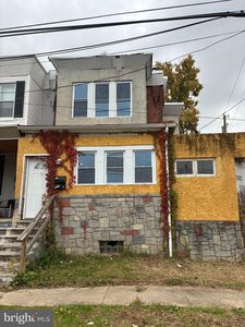 Property at 8038 Brunswick Ave, Philadelphia, PA