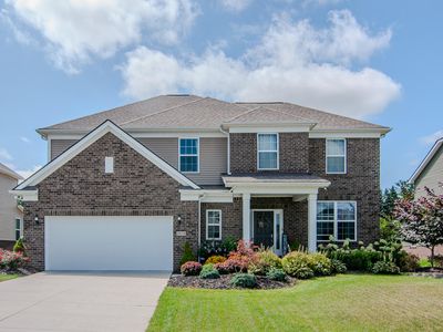 2574 Meadow Hills Dr