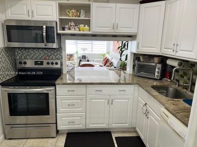 329 SE 3rd St APT 304S