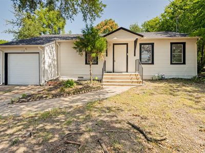 661 W Millett Dr