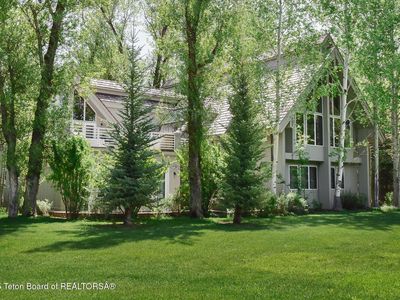 2985 N Alder Wood Ln