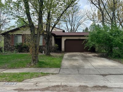 8230 Autumn Mill Ln