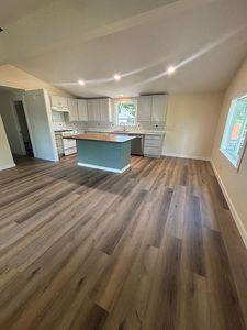 3075 Lakeshore Blvd Unit 10