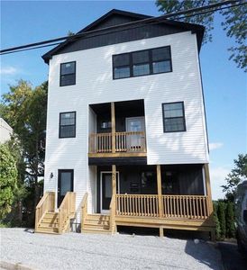 95 Sunset Ave