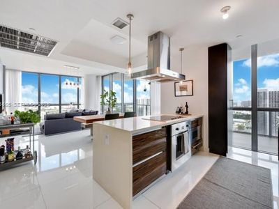 1100 Biscayne Blvd Unit 3205
