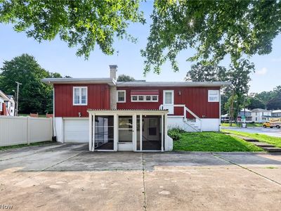 Property at 601 Lincoln St SE, Minerva, OH
