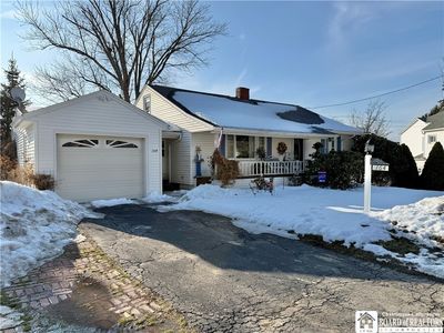 164 Linwood Ave