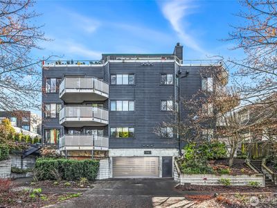 116 11th Avenue E #404