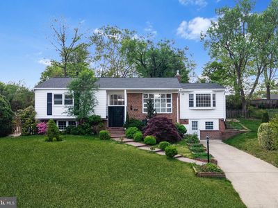 6423 Cabell Ct