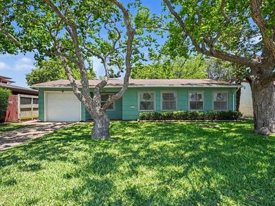 126 Bonita Ave