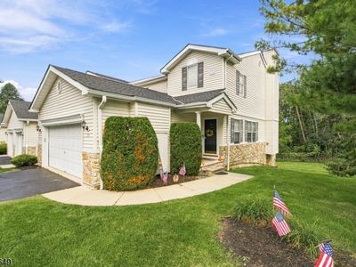 51 Lakeview Dr