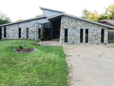 805 Hardy Springs Cir