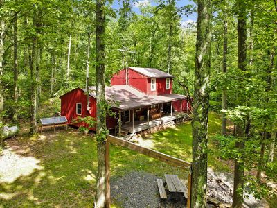 1013 Mount Tom Ln