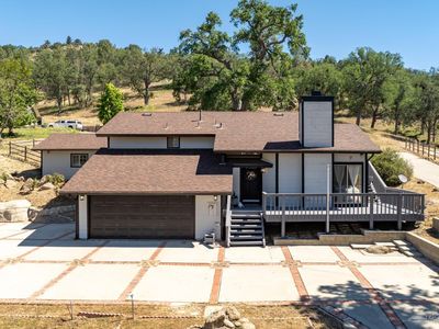 Property at 24360 Willow Pass Dr, Tehachapi, CA