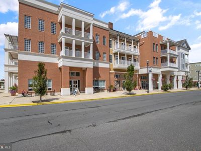 12001 Old Vine Blvd Unit 206