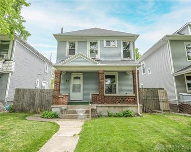 32 Edgar Ave
