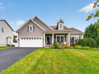 3 Sutton Drive