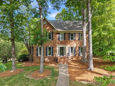 2512 Monteiane Dr