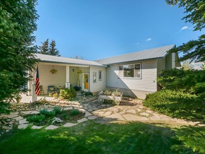 Property at 110 Elk Dr, Saratoga, WY