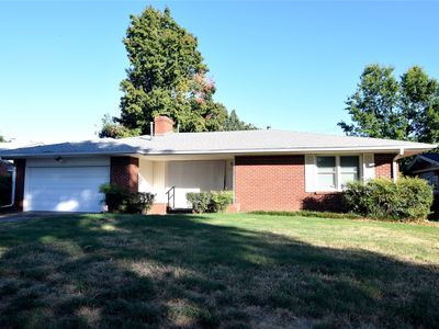 3559 S Toledo Pl