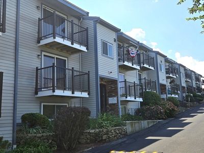 1175 Nantasket Ave APT 6