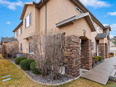 4736 W Thorndale Way #D7