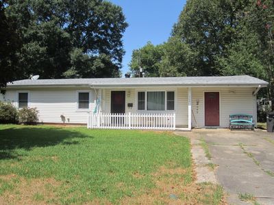704 W Martin St