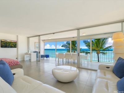 2877 Kalakaua Ave #305/306