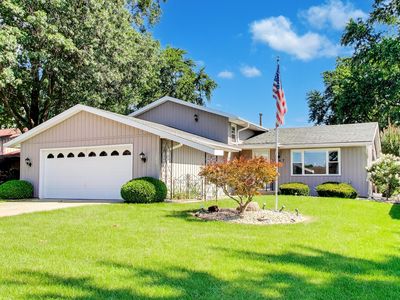 8787 Mathews Ln