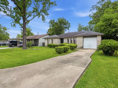 12614 Chiswick Rd