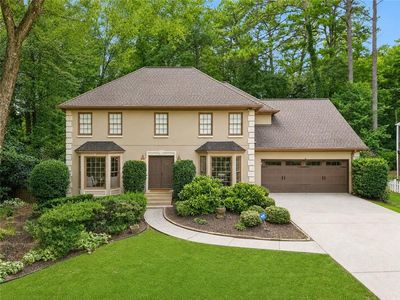 4824 Hampton Lake Dr