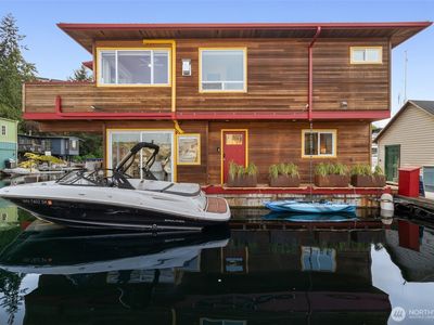 2466 Westlake Avenue N #11