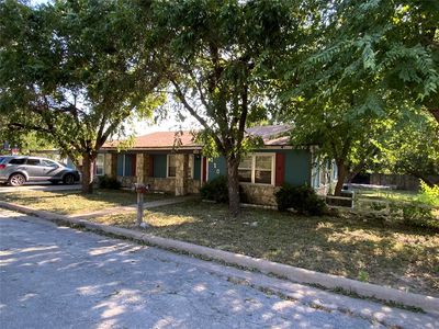 Property at 110 N Ervin St, Comanche, TX