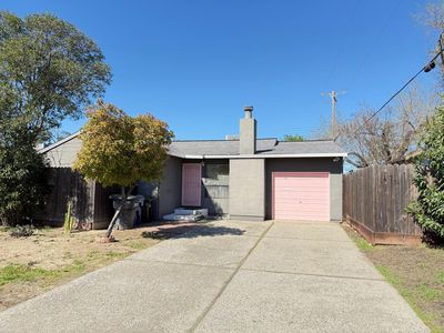 2155 Meadowlark Ln