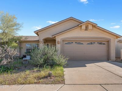 2561 W Camino Del Deseo