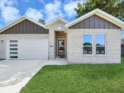 4606 Iroquois Dr