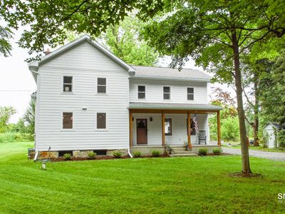 8881 Two Mile Rd NE