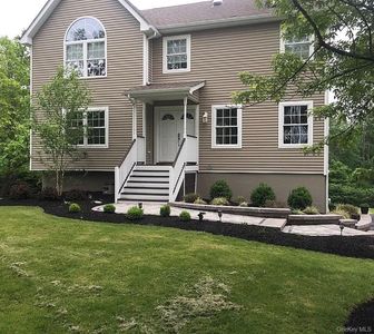 320 Highland Ave Ext. Extension