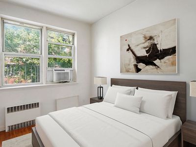 326 W 83rd St APT 5A