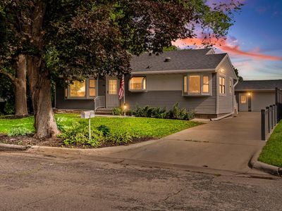 2721 Ray PLACE
