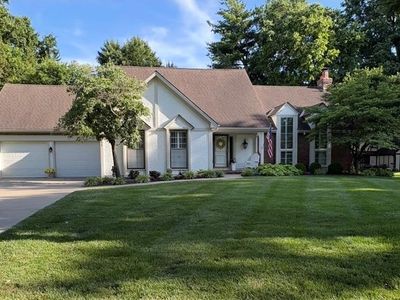 3211 W 83rd Ter