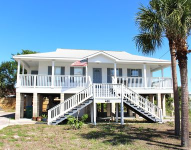 253 Seakove St