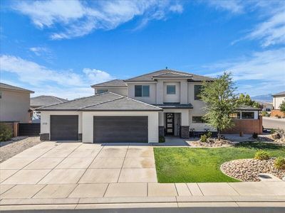 1739 E Mountain Trl